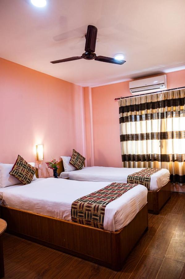 Kathmandu Prince Hotel Buitenkant foto