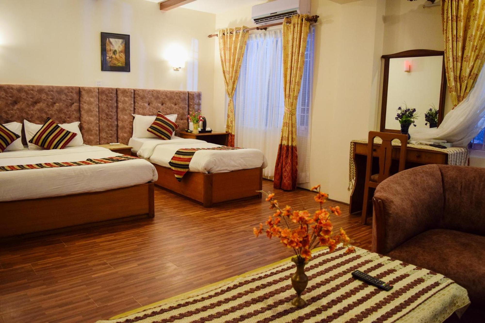 Kathmandu Prince Hotel Buitenkant foto