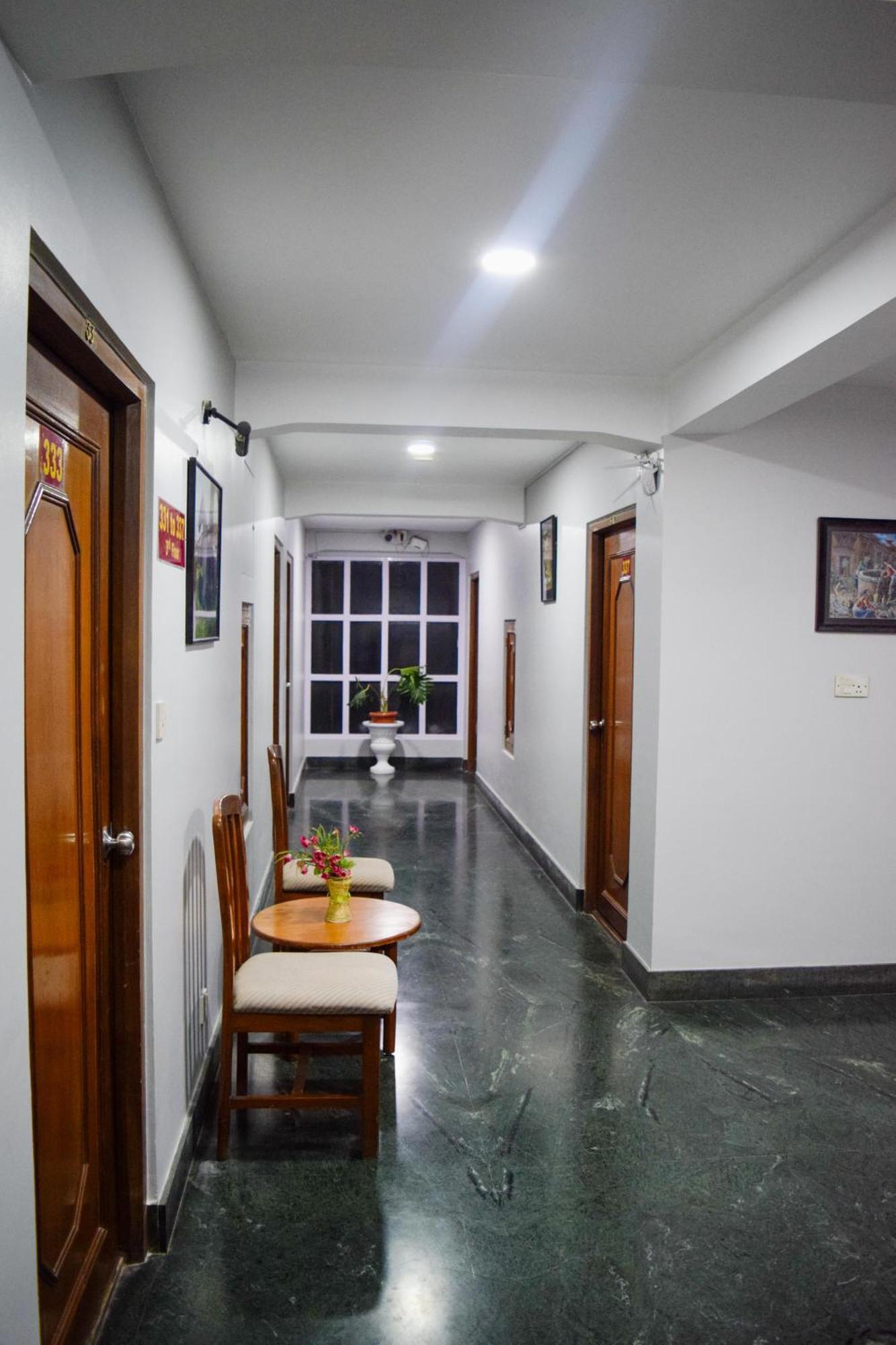 Kathmandu Prince Hotel Buitenkant foto